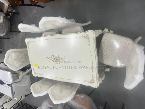Quality 6 Seater Royal Dining Set · Photo 1