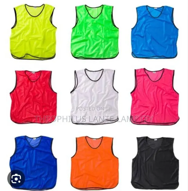 Set of Bibs · Photo 1