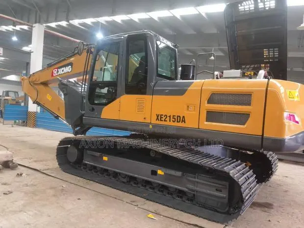 XCMG Excavator 215 · Photo 2