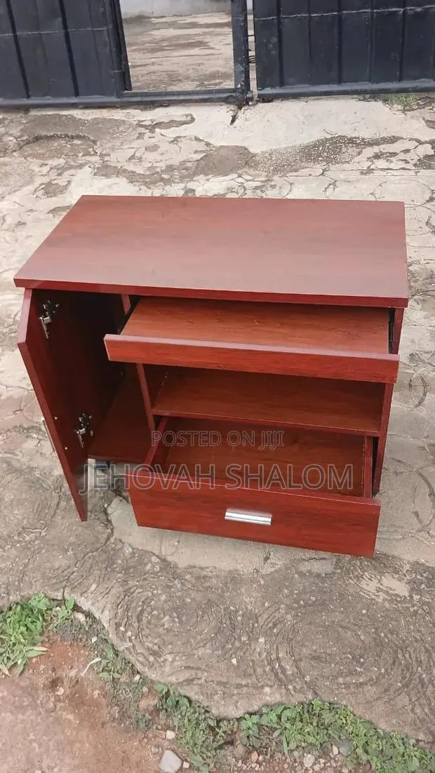 Side Drawer Available for Sale · Photo 1