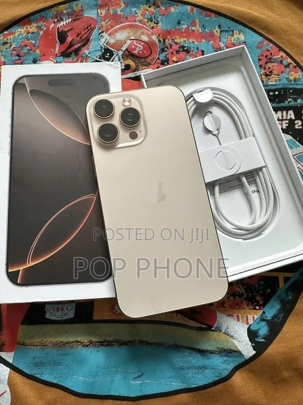 Apple iPhone 16 Pro Max 512 GB Gold · Photo 1
