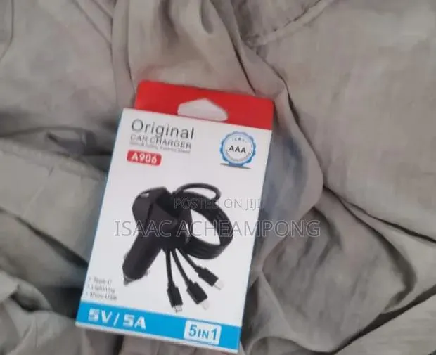 Original Car Charger for Phones · Photo 1