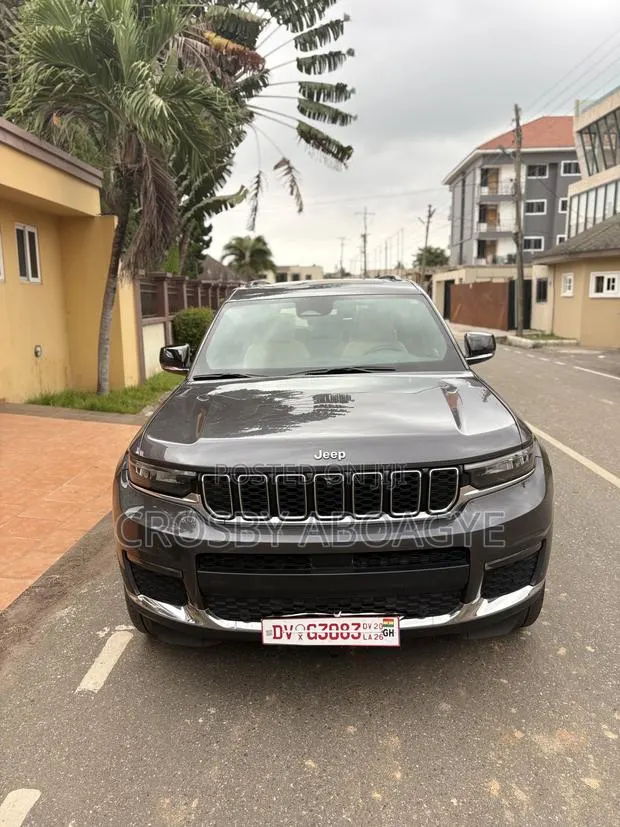 Jeep Grand Cherokee 4xe Overland 4WD 2024 Gray · Photo 1