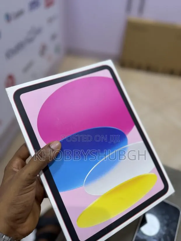New Apple iPad (2025) 128 GB Pink · Photo 1