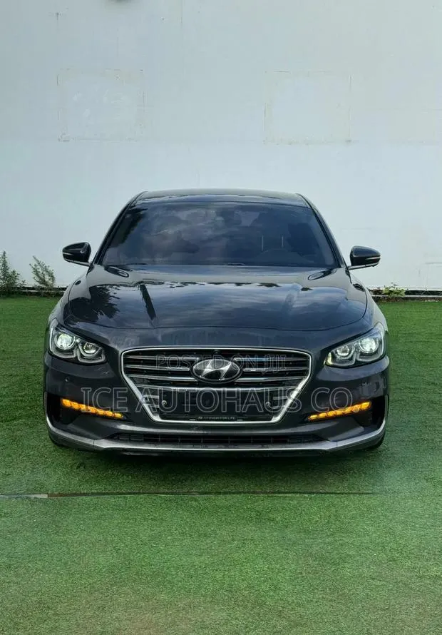 Hyundai Grandeur 2018 Black · Photo 1