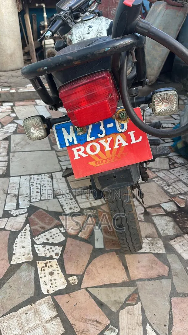 Royal RY150 2023 Black · Photo 1