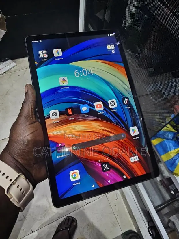 Lenovo Tab P11 4 GB Black · Photo 1