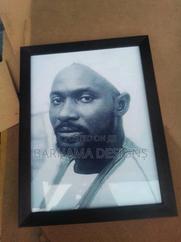 Photo Framing · Photo 7