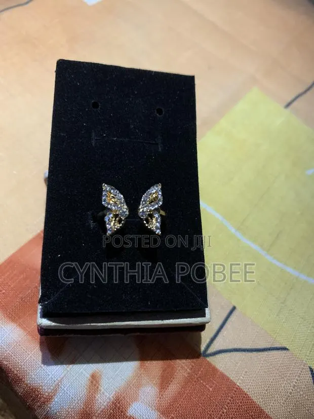 Promise Ring · Photo 1