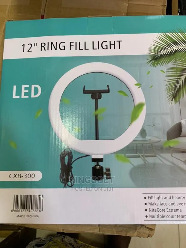 12 Inch Ring Light With Stand · Photo 1