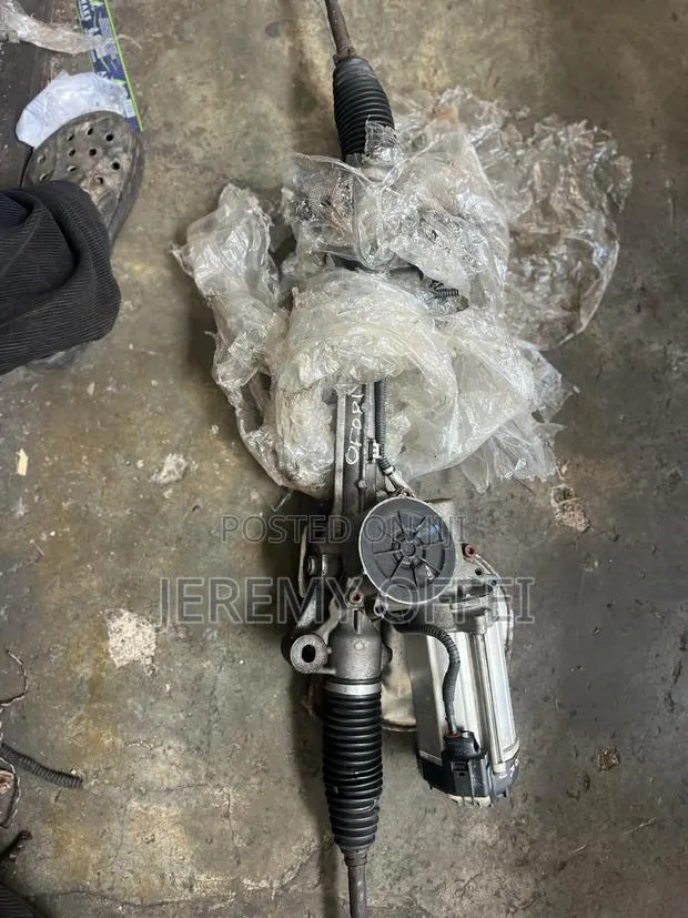 Title: Chevrolet Equinox 2013 Steering Rack – Home Used · Photo 1