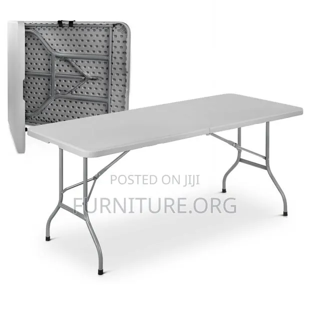 8 Seater Foldable Table for Programs · Photo 1