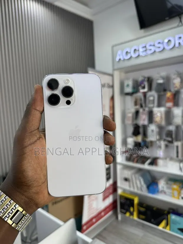 Apple iPhone 14 Pro Max 128 GB White · Photo 1