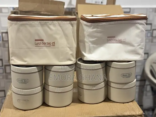 Title: 4-Tier Insulated Lunch Box Set With Carry Bag · Photo 1