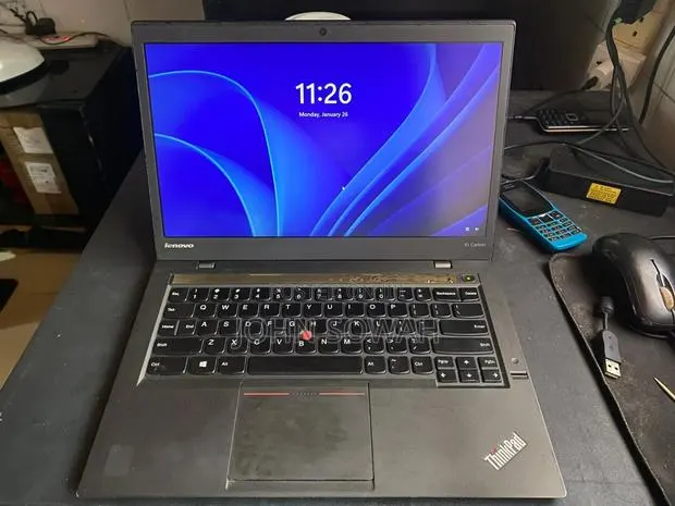 New Laptop Lenovo ThinkPad T14 8GB Intel Core i5 HDD+SSD 256GB · Photo 1