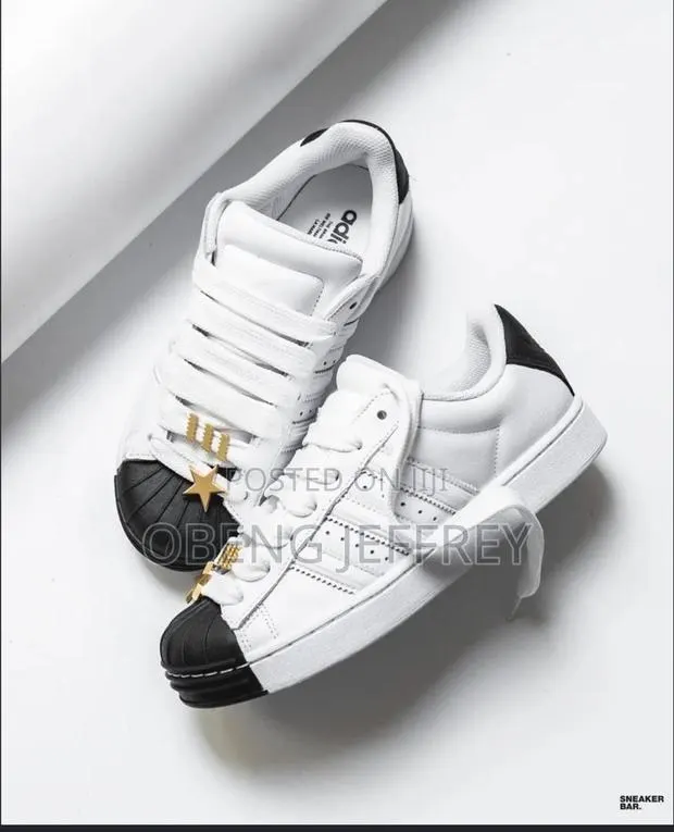 Original Adidas Superstar White, Gold Star · Photo 1