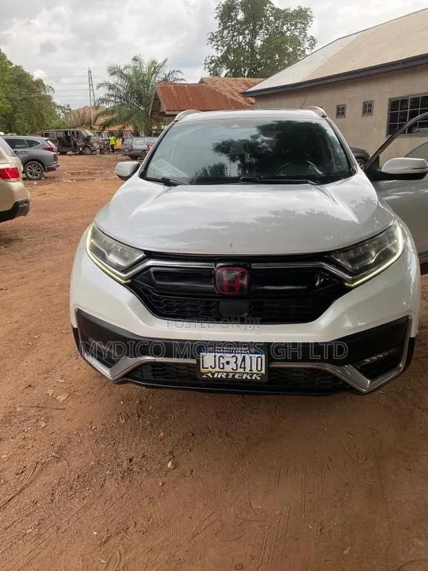 Honda CR-V Touring 2022 White · Photo 1