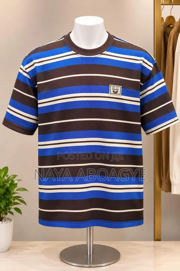 Men’s Tops / T-Shirts · Photo 1