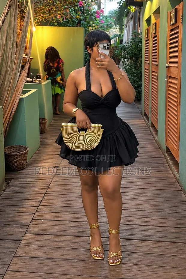 Classy Short Party Dresses · Photo 1