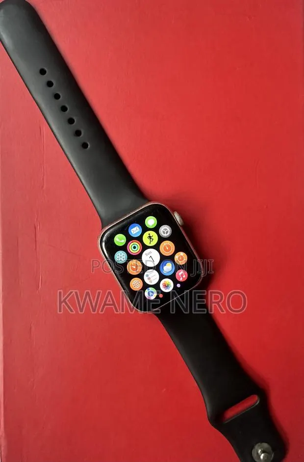 Apple Iwatch Series 4 · Photo 1