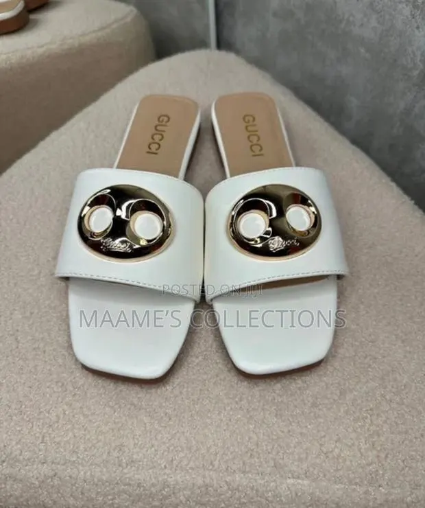 Women Gucci Blondie Flat Sandals / Sippers ( It Comes With a Box) · Photo 1