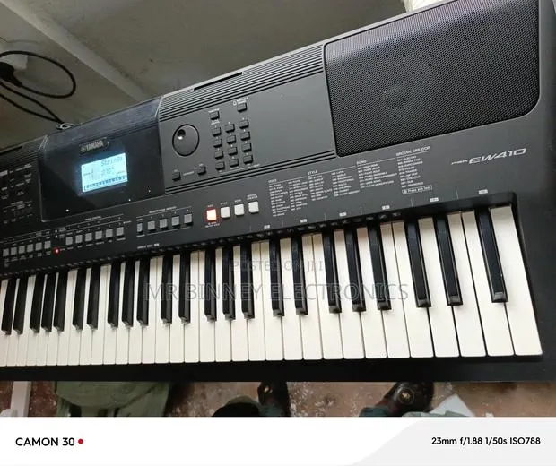 Yamaha Ew410(E463) · Photo 1
