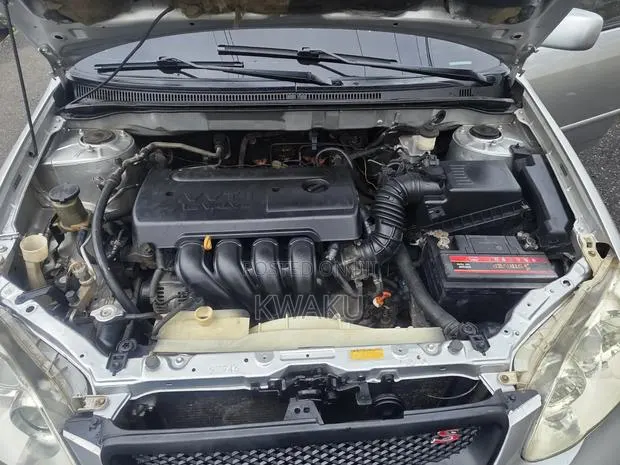 Toyota Corolla 2007 Silver · Photo 1