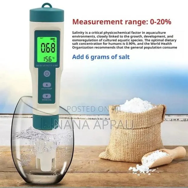 8-in-1 Multi-Parameter Water Quality Tester · Photo 2