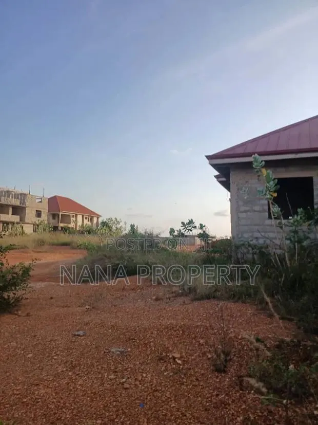 Six Plots of Land for Sale Located at Oyarifa Kuottame Estate · Photo 1