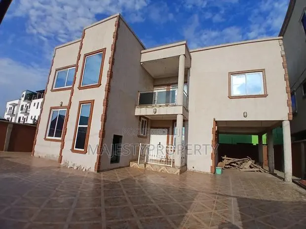 4bdrm House in Spintex, Baatsona Total for sale · Photo 1