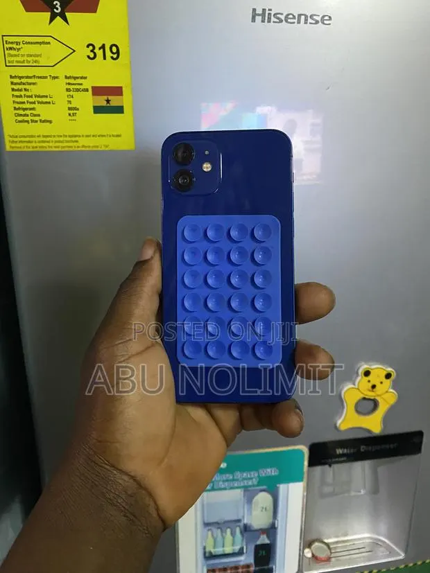 Apple iPhone 12 64 GB Blue · Photo 1
