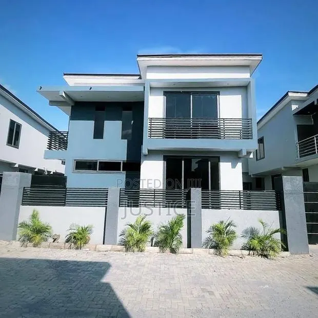 3bdrm Duplex in Dvla Haasto, Asore Junction for rent · Photo 1