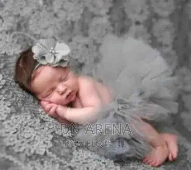 Beautiful Tutu Skirt + Headband for the Princess 0-12months · Photo 1
