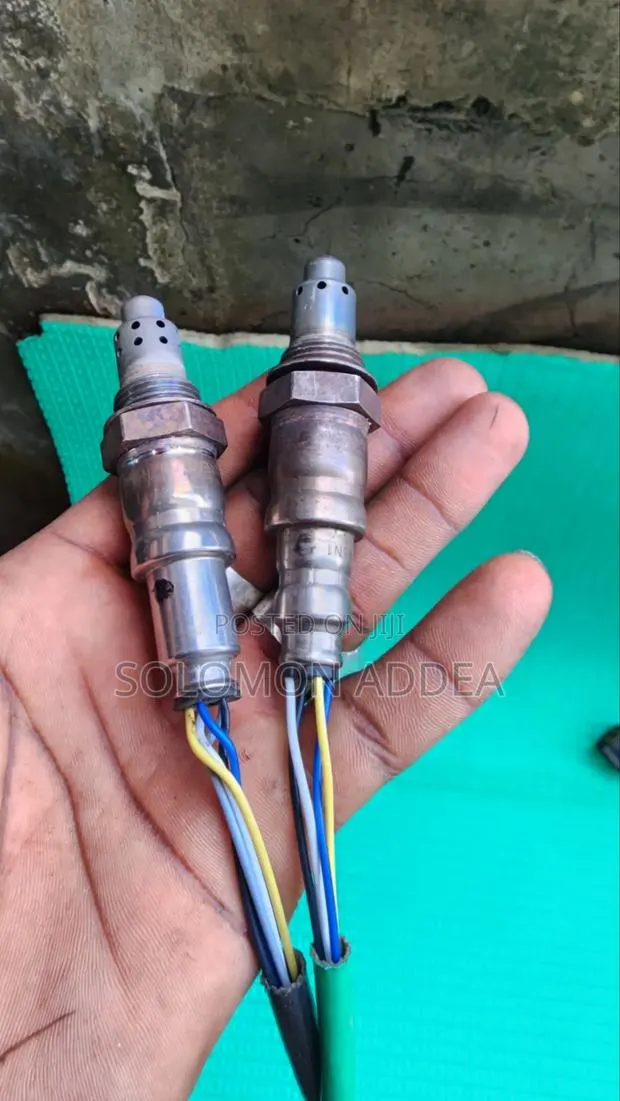 Honda CR-V 2023-2025 Oxygen Sensor Downstream and Upstream · Photo 1