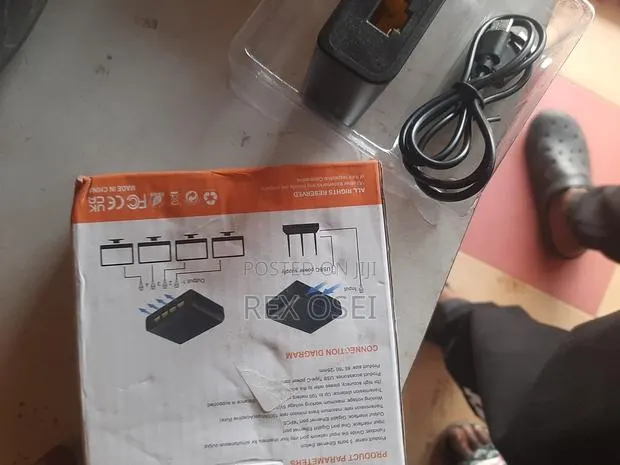 Rj45 Power Splitter · Photo 1