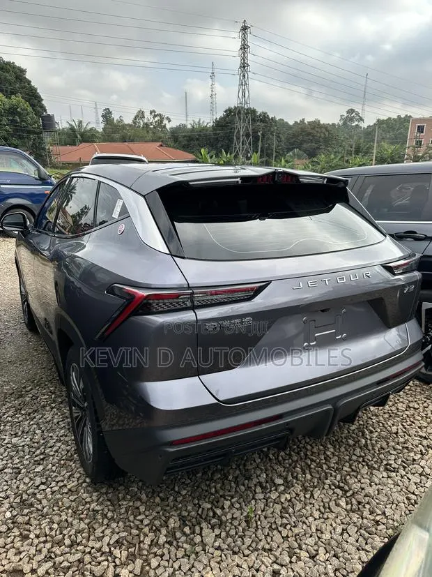 New Jetour Dashing 1.5 Petrol FWD 2023 Gray · Photo 1