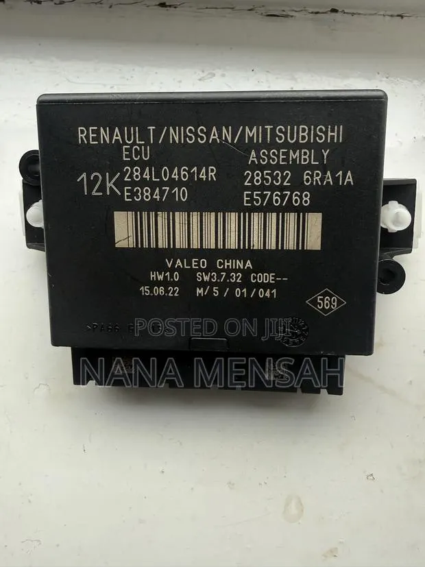 TAIL GATE CONTROL BOARD/Sensor for Mitsubishi/Nissan or Renault Cars · Photo 1