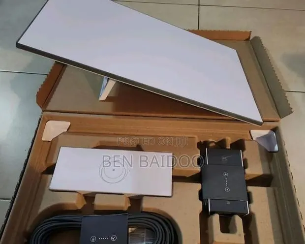 Starlink Gen 3 Router (Unlimited Data Subscription) · Photo 1