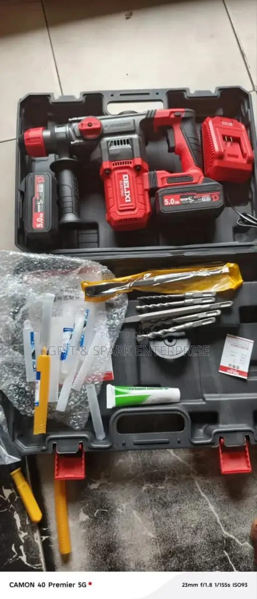 Delixi Cordless Hammer Drill Machine From Italy (2 Batteries) · Photo 1