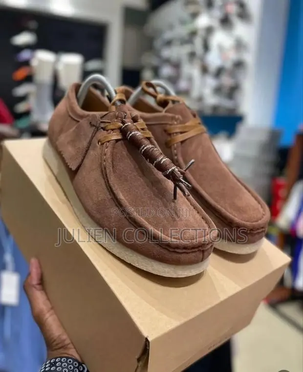 Original Clarks Coffee Brown and Cream · Photo 1