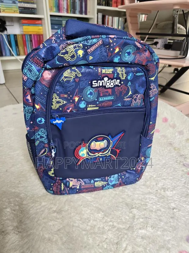 Smiggle Unisex Space Astronaut Print Waterproof Student School Bag · Photo 2