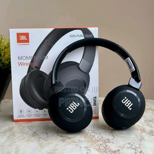 Samsung Level Headphones With Immersive Sound · Photo 1