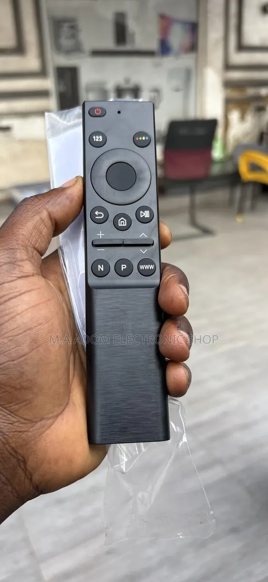 Samsung Smart One Remote Without Voice Control Button · Photo 1