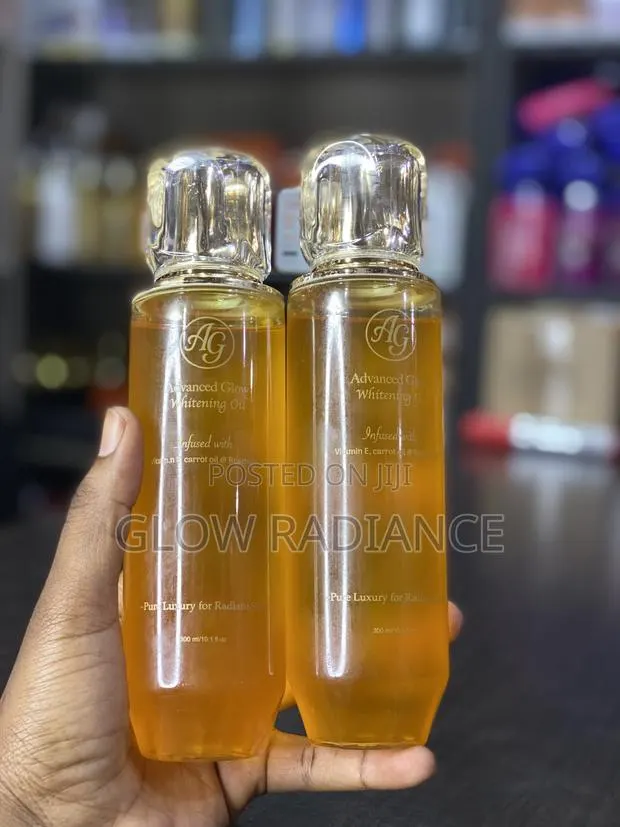 Advanced Glow Whitening Oil · Photo 1