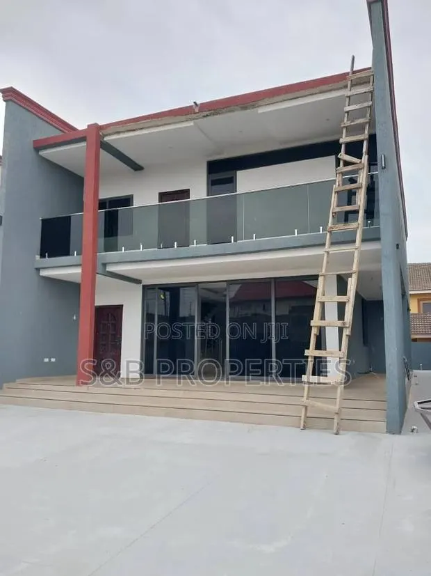 4bdrm House in West Legon for sale · Photo 1