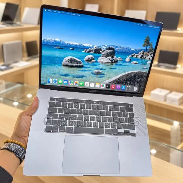 Laptop Apple MacBook Pro 2019 16GB AMD Ryzen 5 SSD 512GB · Photo 1