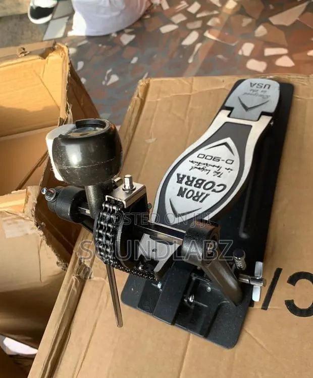 Iron Cobra 900 Single Pedal Power Glide · Photo 1