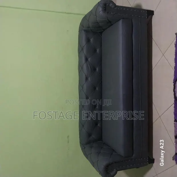 3 In 1 Foreign Couch · Photo 1