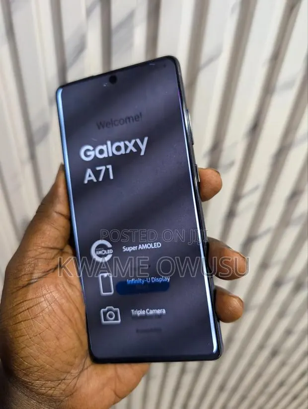 New Samsung Galaxy A71 5G 128 GB Black · Photo 1