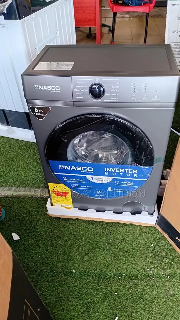 Heavy-Duty Nasco Washing Machine for Large Loads · Photo 1
